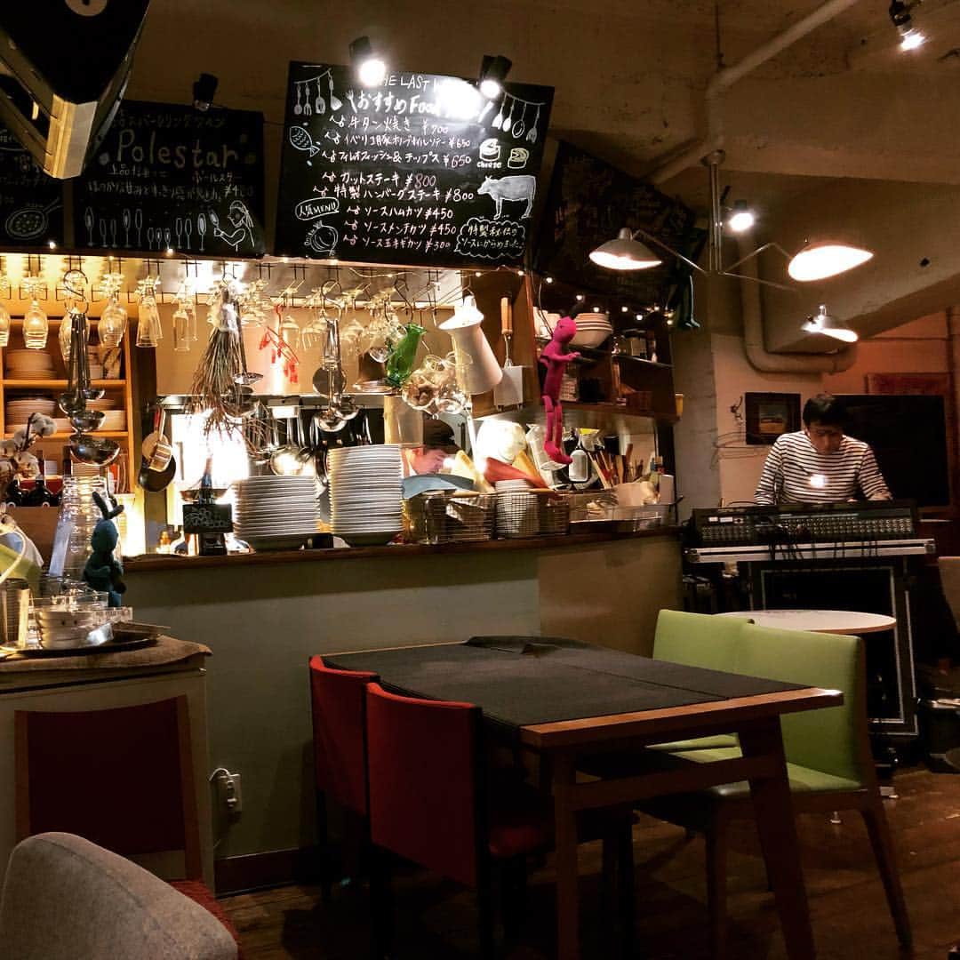 山川のりをのインスタグラム：「今夜は郡山ラストワルツにてギターパンダライブです。18時/19時、3000円+D /3500円+Dです。共演はjuniさん。お近くの方々会いにきてアイニージュー！」
