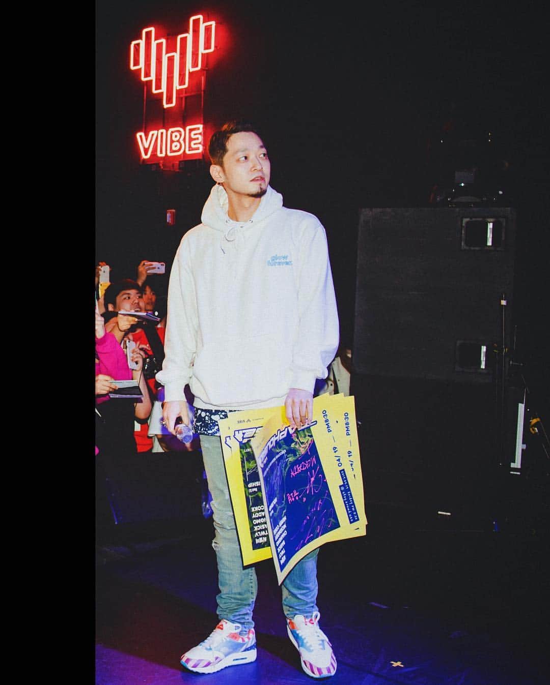 thequiettのインスタグラム：「it’s all love @rap_house_official @vibe.official.kr」