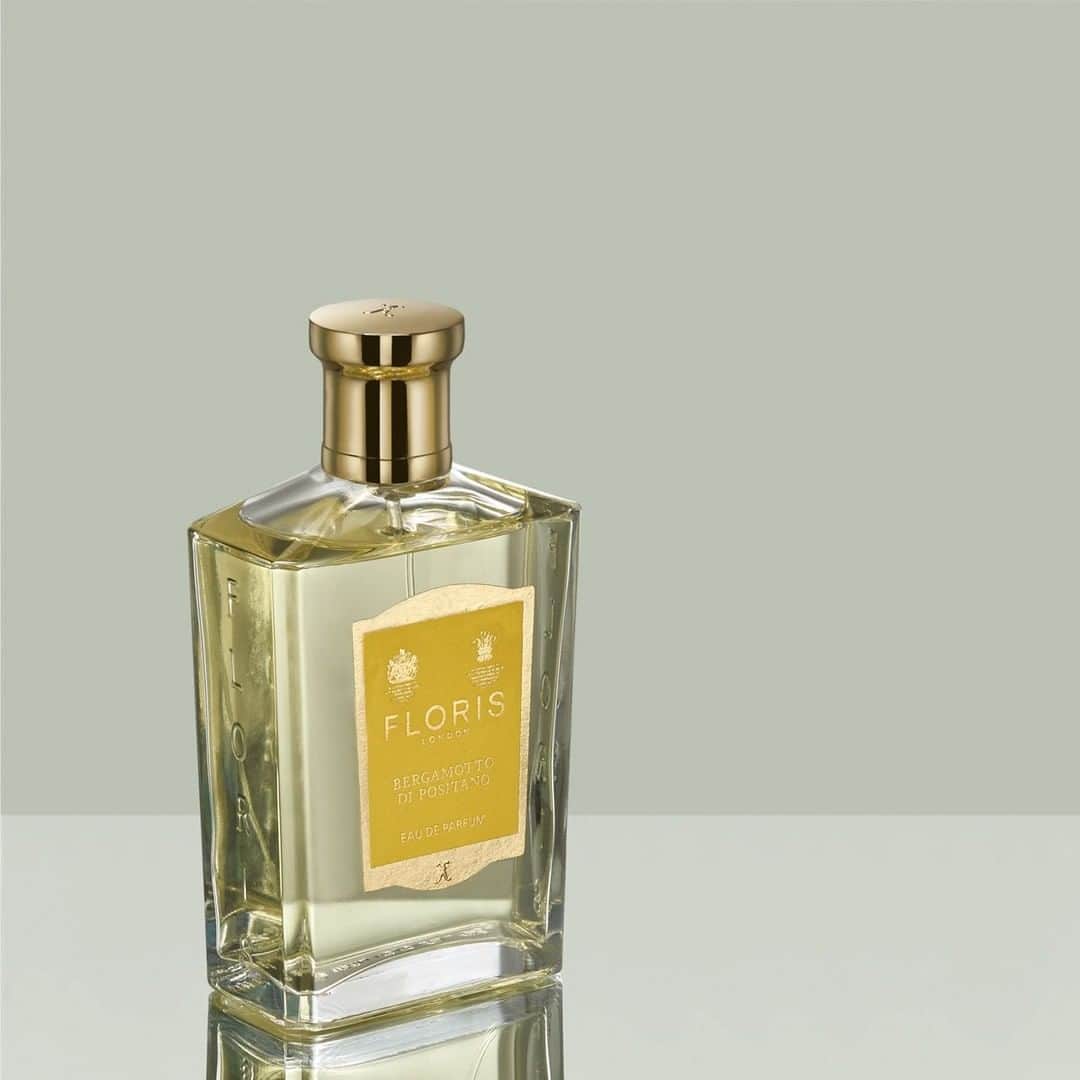 フローリスさんのインスタグラム写真 - (フローリスInstagram)「We are thrilled that our Bergamotto di Positano Eau de Parfum is the winner of the 'Best Fragrance' category in the Gentleman's Journal 2019 Grooming Awards, with its "light, refreshing and warming scent, which makes it perfect for day and night." Image by: Antosh Sergiew #FlorisLondon #GentlemansJournal #BergamottodiPositano #EaudeParfum #Perfume #Fragrance #Winner #Fragrance #Luxury #SpringScent #SummerScent #Scent」4月21日 17時00分 - florislondon