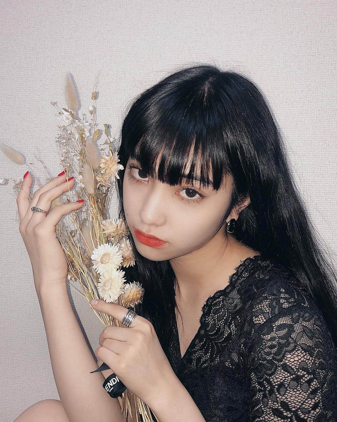 北澤舞悠（まゆちる）のインスタグラム：「姉に髪の毛を巻いてもらいました🧚🏻‍♀️」
