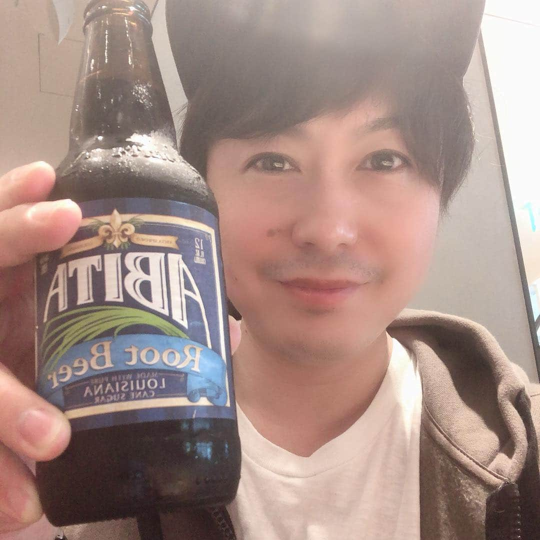 堀江一眞さんのインスタグラム写真 - (堀江一眞Instagram)「beerはbeerでもとりあえずrootbeerでカンパイw今はまだノンアルで作業頑張って、夜には一杯だけやりたいな♪ ■声劇和楽団オフィシャルサイト https://horie-kazuma.com/seigekiwagakudan/  とりあえず、今日までちょこちょこ頑張ってきた証です！良かったら一度覗きに来てね〜(*^^*)♪♪ #rootbeer #声劇和楽団 #姫ものがたり #堀江一眞」4月21日 17時59分 - kazuma.horie