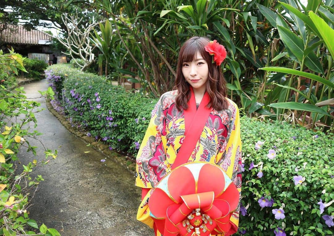 岩佐美咲さんのインスタグラム写真 - (岩佐美咲Instagram)「沖縄で琉球紅型のお着物を着させて頂きました🌺🌺めんそーれー  #沖縄 #琉球紅型 #紅型 #着物 #kimono #travel #japan」4月21日 18時21分 - wasaminnn