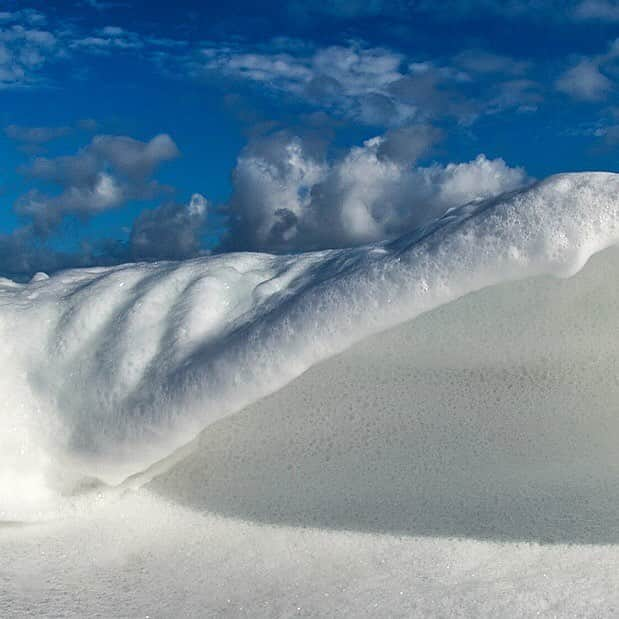 クラーク・リトルさんのインスタグラム写真 - (クラーク・リトルInstagram)「🌊☁️ #hawaii #shorebreak #clarklittle 🆑」4月22日 4時02分 - clarklittle