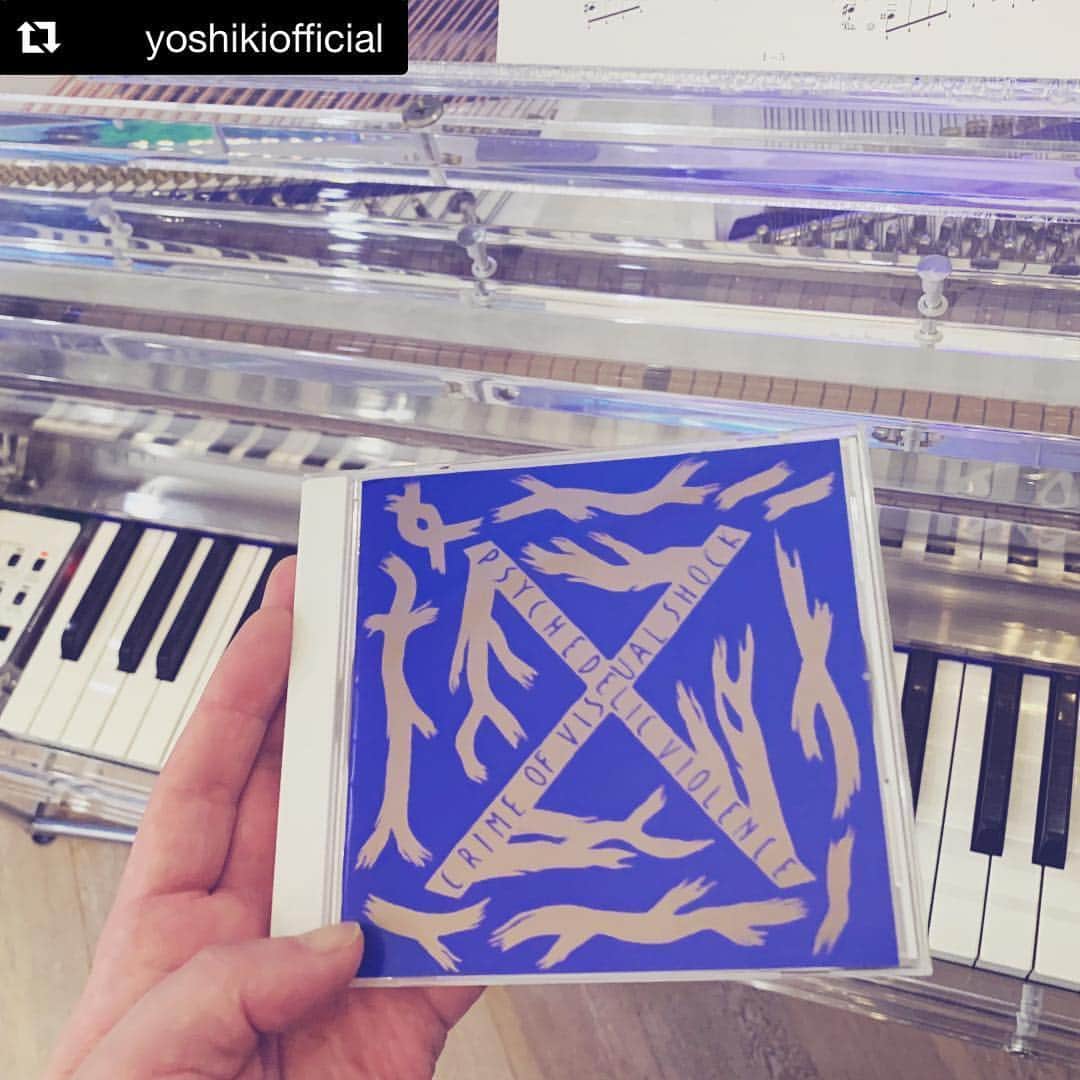 X Japanのインスタグラム：「#Repost @yoshikiofficial 30 years ago today this album "#BlueBlood was released. Thanx everyone for supporting us for a long time. ３０年前の今日このアルバム #ブルーブラッド がリリースされた。 みんな長い間応援してくれていて有難う。感謝しています。 Love you.  #YOSHIKI #X #XJAPAN」