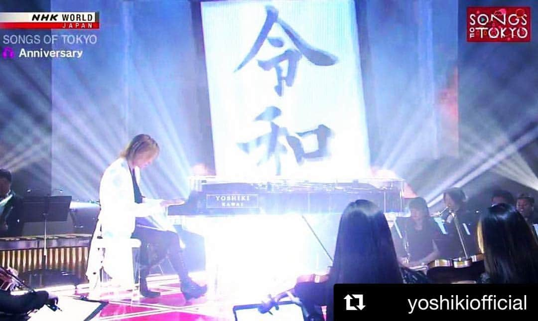 X Japanのインスタグラム：「#Repost @yoshikiofficial Watch my performance of #Anniversary & #EndlessRain on #NHKworld #SongsOfTokyo! Worldwide broadcast & STREAMING. I dedicated my performance to the #Heisei & #Reiwa eras. #yoshiki #xjapan ここで視聴できます.. Now you can watch it here → https://www3.nhk.or.jp/nhkworld/en/ondemand/video/2080002/ #平成 から #令和 へ、想いを込めて演奏しました。 みんな見るように！」