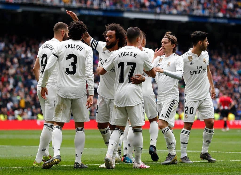 ルーカス・バスケスさんのインスタグラム写真 - (ルーカス・バスケスInstagram)「Gran trabajo y gran victoria. 💪 #HalaMadrid」4月22日 4時45分 - lucasvazquez91