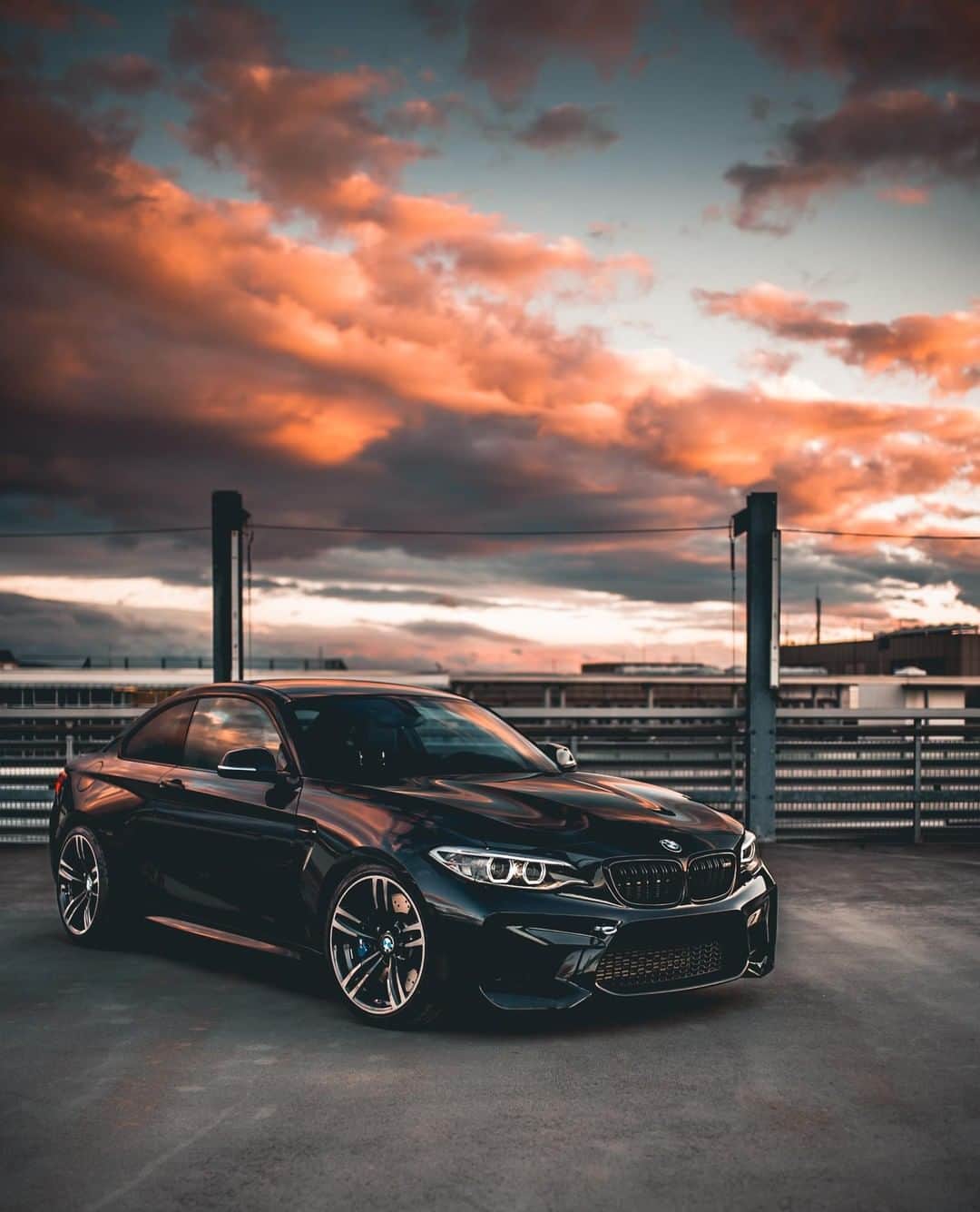 BMWのインスタグラム：「Powerful exterior reflects the power within. BMW M2 Coupé. #BMWRepost @pyyrat  #BMW #M2 #BMWM __ BMW M2 Coupé: Fuel consumption in l/100 km (combined): 8.5. CO2 emissions in g/km (combined): 199. The values of fuel consumptions, CO2 emissions and energy consumptions shown were determined according to the European Regulation (EC) 715/2007 in the version applicable at the time of type approval. The figures refer to a vehicle with basic configuration in Germany and the range shown considers optional equipment and the different size of wheels and tires available on the selected model. The values of the vehicles are already based on the new WLTP regulation and are translated back into NEDC-equivalent values in order to ensure the comparison between the vehicles. [With respect to these vehicles, for vehicle related taxes or other duties based (at least inter alia) on CO2-emissions the CO2 values may differ to the values stated here.] The values of the vehicles are preliminary. The CO2 efficiency specifications are determined according to Directive 1999/94/EC and the European Regulation in its current version applicable. The values shown are based on the fuel consumption, CO2 values and energy consumptions according to the NEDC cycle for the classification. For further information about the official fuel consumption and the specific CO2 emission of new passenger cars can be taken out of the „handbook of fuel consumption, the CO2 emission and power consumption of new passenger cars“, which is available at all selling points and at https://www.dat.de/angebote/verlagsprodukte/leitfaden-kraftstoffverbrauch.html.」