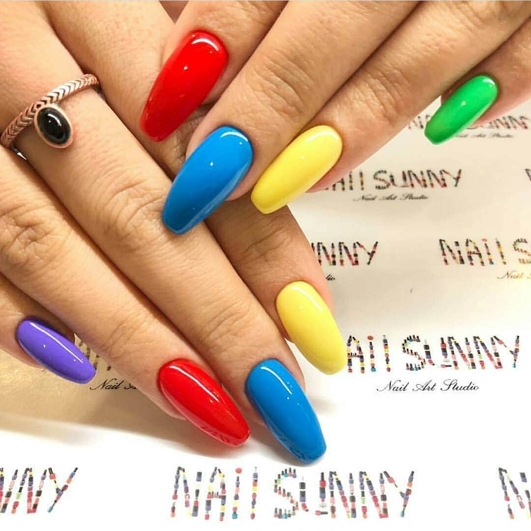 nailさんのインスタグラム写真 - (nailInstagram)「Which one is best? 1, 2 or 3? - Follow (me) @nailpost for more. ❤ Sigan (a mí) @nailpost para más. ❤ - cr: @nail_sunny - TURN ON OUR POST NOTIFICATION! ✔」4月21日 20時21分 - nailpost