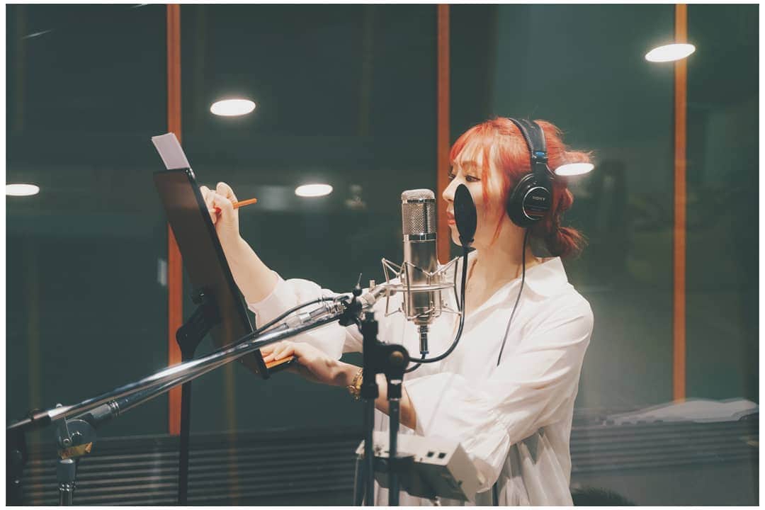 貴愛kwiae Officialのインスタグラム：「アルバム制作もスタートし、﻿ レコーディングも昨日が初日でした😌✨﻿ こうやって、スタート出来たのも、﻿ クラウドファンディングで﻿ ファンディングしてくれたみんなのおかげ。﻿ ﻿ ﻿ しっかりとみんなの元にかっこいい🆕アルバムを届けられるように引き続きがんばってこう🐰❤﻿ 引き続きよろしくお願いします✨﻿ ﻿ ﻿ #yellowstudio #rec ﻿ #recording #kwiae ﻿ #mic #studio ﻿ #japan #tokyo ﻿ #live #pink」