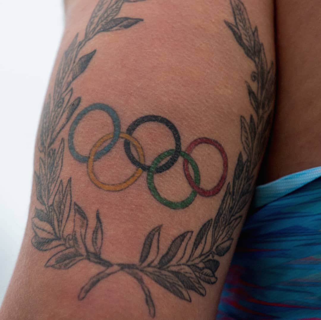オリンピックチャンネルさんのインスタグラム写真 - (オリンピックチャンネルInstagram)「Best body part to get an Olympic rings tattoo? 🤔」4月21日 20時32分 - olympicchannel_x