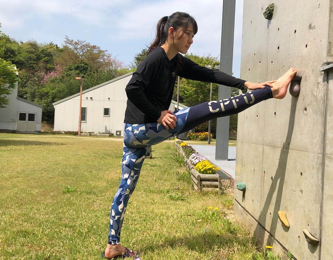 大田理裟のインスタグラム：「動きやすいウェア達🥺💓. #cpfu #champion #championjp @champion_japan」