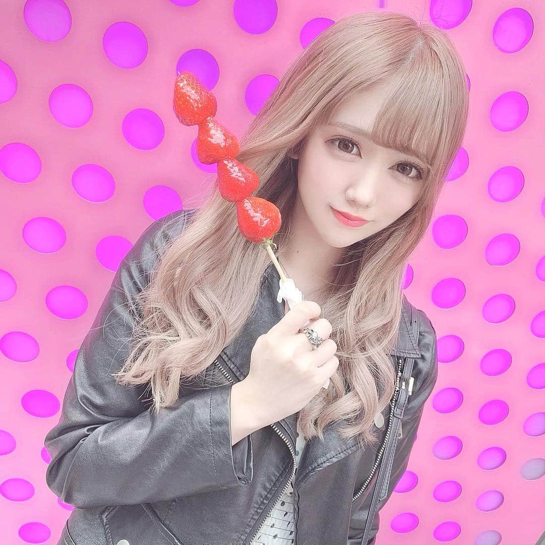 楠みゆうさんのインスタグラム写真 - (楠みゆうInstagram)「🍓」4月21日 20時45分 - miyuu_yuzuriha