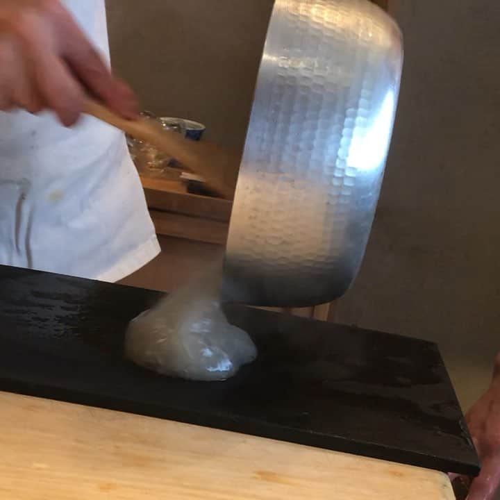 里井真由美のグルメインスタ