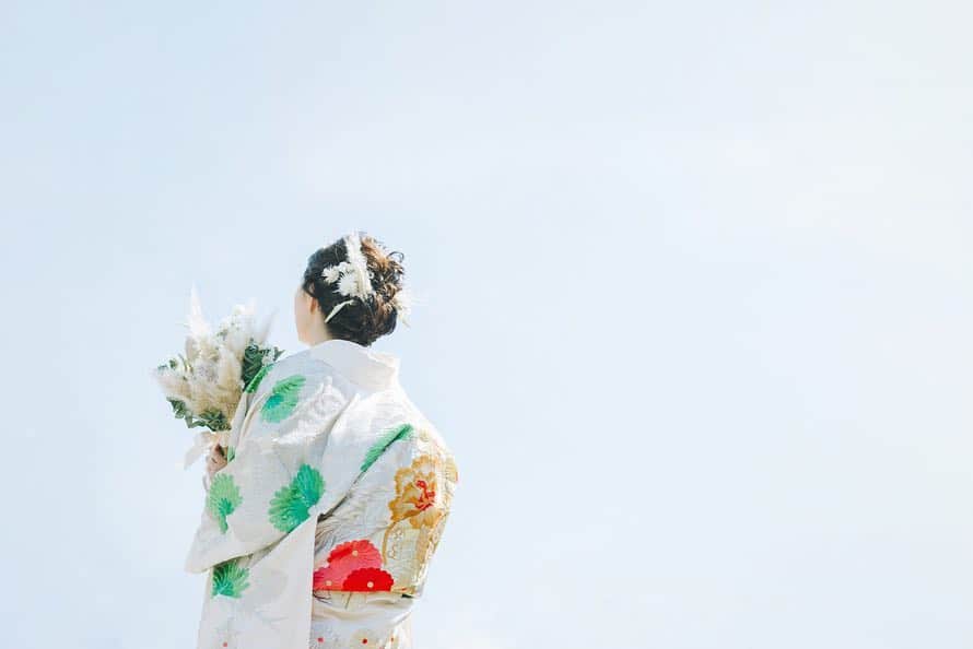 keiさんのインスタグラム写真 - (keiInstagram)「Fukuoka - Japan . . #wedding #portrait #familyhome . . #weddingphotography #tokyocameraclub #igersjp #daily_photo_jpn #ig_phos #japan_daytime_view #photo_jpn #canon_photos #good_portraits_world #japanesestyle #wedding #lovers_nippon_portrait #ig_japan #instagramjapan #jp_portrait部 #空 #桜 #写真好きな人と繋がりたい #写真撮ってる人と繋がりたい #チェリフォト #和装婚礼 #ポートレート #前撮り #カップルフォト #ウエディング  #柳瀬本窯元 #小石原焼」4月21日 21時06分 - kei.photography