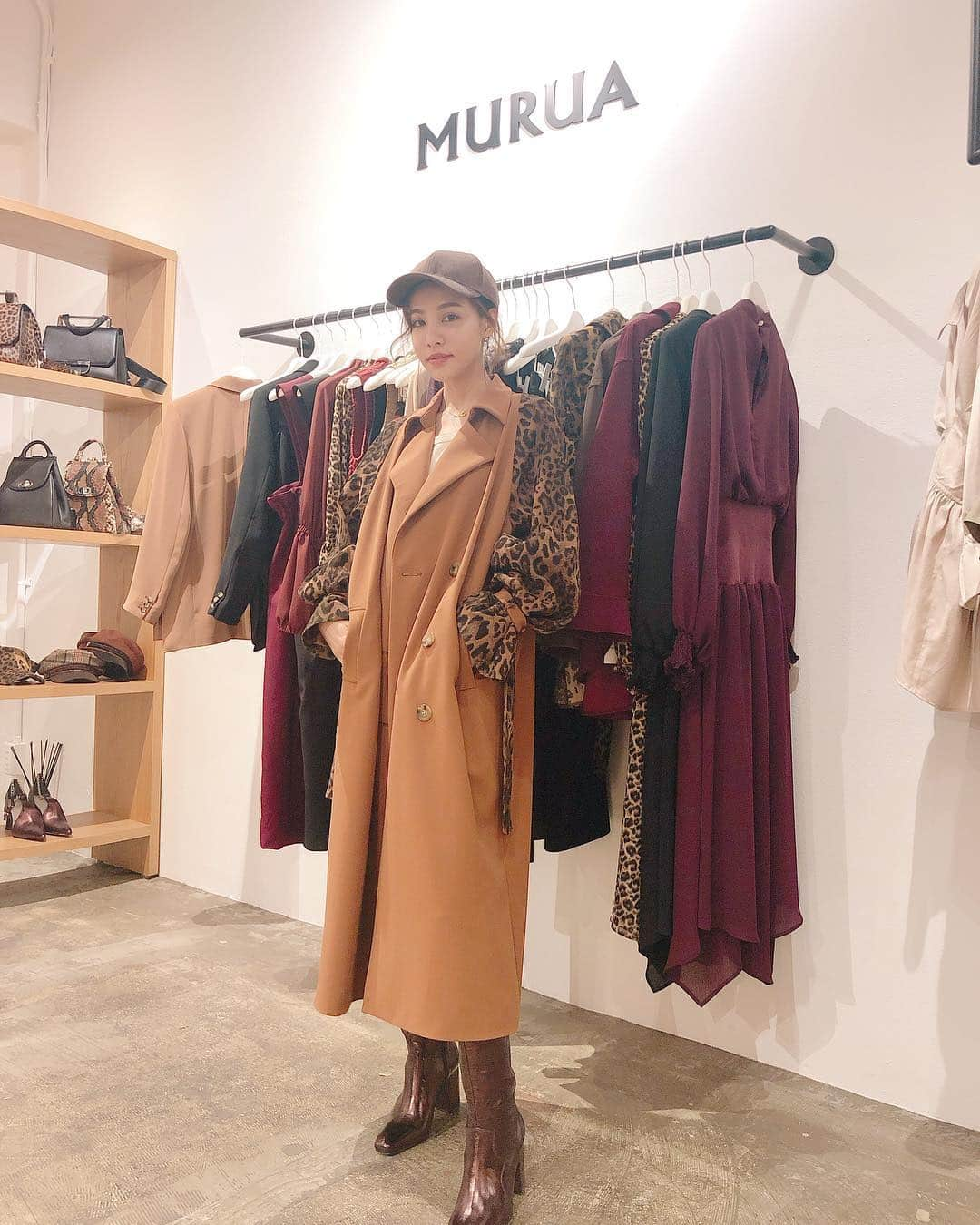 難波サキさんのインスタグラム写真 - (難波サキInstagram)「#MURUA exhibition 2019AW」4月21日 21時17分 - sakinanba