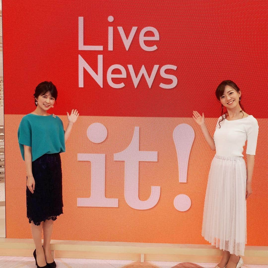 フジテレビ「プライムニュース イブニング」さんのインスタグラム写真 - (フジテレビ「プライムニュース イブニング」Instagram)「きょうの衣装はグリーン🍀。﻿ 濃いグリーンの竹内アナ 薄いグリーンの内田アナ。﻿ 白っぽいけど薄いグリーンなんですよ👀。﻿ 番組がスタートして半月が過ぎました あっという間です😳😳。﻿ ﻿ そして、昨日から今日の﻿ 内田アナの移動距離が半端ない‼️﻿ 取材の為の昨夜から広島入り。﻿ 朝からアーバンスポーツの祭典を取材。﻿ 昼過ぎには、『Live News it!』の出演に向け、﻿ 広島を出発。﻿ そして、番組に出演❗️﻿ ﻿ 半端ない‼️移動距離ですが、本人は超元気💪💪。﻿ ただ、紫外線対策が甘かった…。﻿ 鎖骨部分が日焼け、残念😝。﻿ ﻿ #アーバンスポーツ﻿ #fise﻿ #日焼けに注意﻿ #半端ない﻿ ﻿ #竹内友佳﻿ トップス スカート #indivi @indivi.official ﻿ #sunauna @sunauna.official﻿ #野島卓﻿ ネクタイ #フェアファックス @fairfaxtokyo﻿ #内田嶺衣奈 @reina.uchida﻿ トップス スカート #rope @rope_jp﻿ ﻿ #加藤綾子 #風間晋 #木村拓也 #酒井千佳 #荘口彰久 #副島淳 #福原直英 #佐々木恭子 #小澤陽子 #海老原優香 #安宅晃樹 ﻿ #フジテレビ #アナウンサー #livenews_it」4月21日 21時19分 - livenews_it