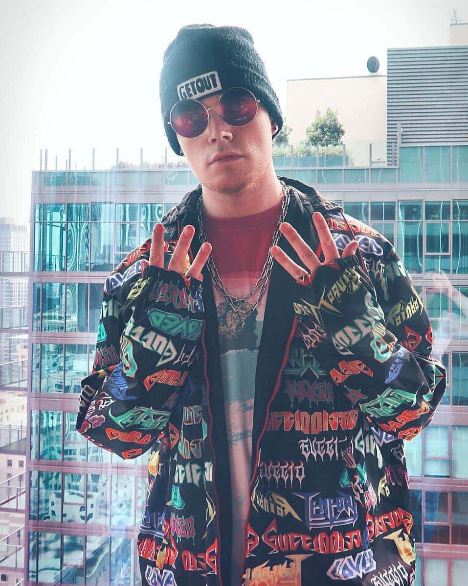 iBlaliのインスタグラム：「flex (hätte nie gedacht dass ich mir mal 'ne gucci jacke gönne lel)」