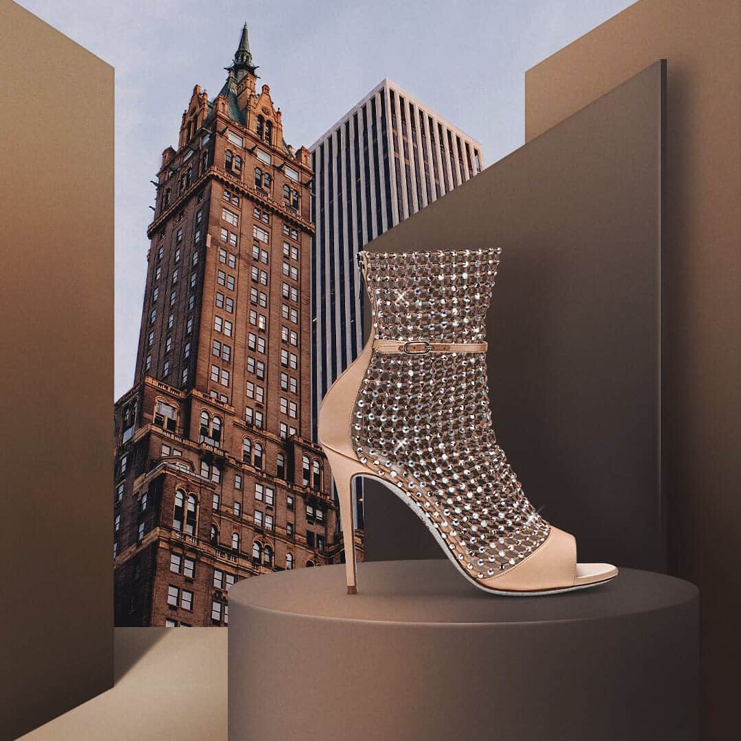 のインスタグラム：「#HeelsAndTheCity . Born from the stars - #CaovillaGALAXIA . Swipe to view more, Int’l complimentary shipping with T&D inclusive #ReneCaovilla . . . . . . #CityVibes #NYC #CrystalHeels #NYCWedding #WeddingShoes #NudeHeels」