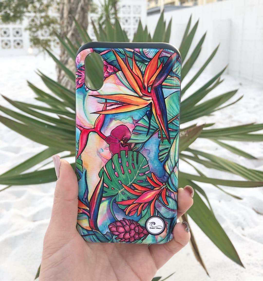 ラレイアさんのインスタグラム写真 - (ラレイアInstagram)「🌴 Colleen Wilcoxの最新アート "Jungle pop" がIC収納iphoneケース になりました🧡 ・ つるっとした素材にアートが映えるのでフォトジェニックなケースです😍✨ ぜひcheckしてみてください🤙🌈 @laleia_official  @colleenwilcoxgallery_jp  #colleen#colleenwilcox#art#hawaii#aloha#surf#beach#iphone#iphonex#iphonexsmaxケース#iphonexrケー#iphone#laleia#iphonex#iphonexs#ハワイ#フォトジェニック#インスタ女子#アロハ#ビーチ#夏#海を感じる雑貨#スマホケース#セルフィー#スマホ#楽天」4月21日 22時41分 - laleia_official