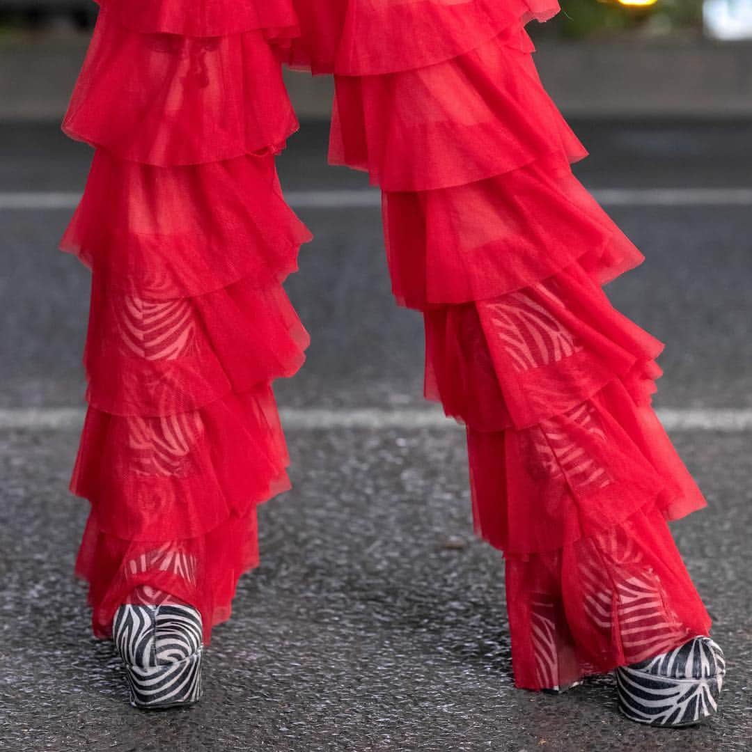 Harajuku Japanさんのインスタグラム写真 - (Harajuku JapanInstagram)「Japanese fashion designer Dice-K (@nuga.jp) - the founder of @GlamHate - on the street in Harajuku wearing mostly Christian Dior fashion, a top with a single sequin glove, sheer ruffle pants, and animal print platform boots by Kiko Mizuhara’s Office Kiko label.」4月22日 5時30分 - tokyofashion