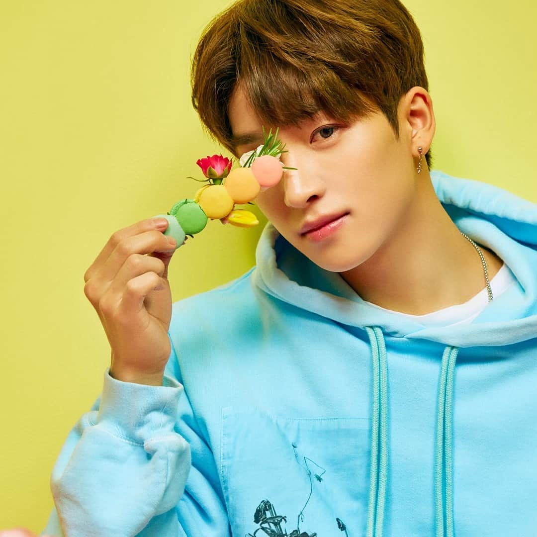 THE BOYZさんのインスタグラム写真 - (THE BOYZInstagram)「THE BOYZ 2nd Single Album [Bloom Bloom] Concept Photo SANGYEON  2019.04.29. 6PM Release  #THEBOYZ #더보이즈 #BloomBloom #SANGYEON #상연」4月22日 0時06分 - official_theboyz