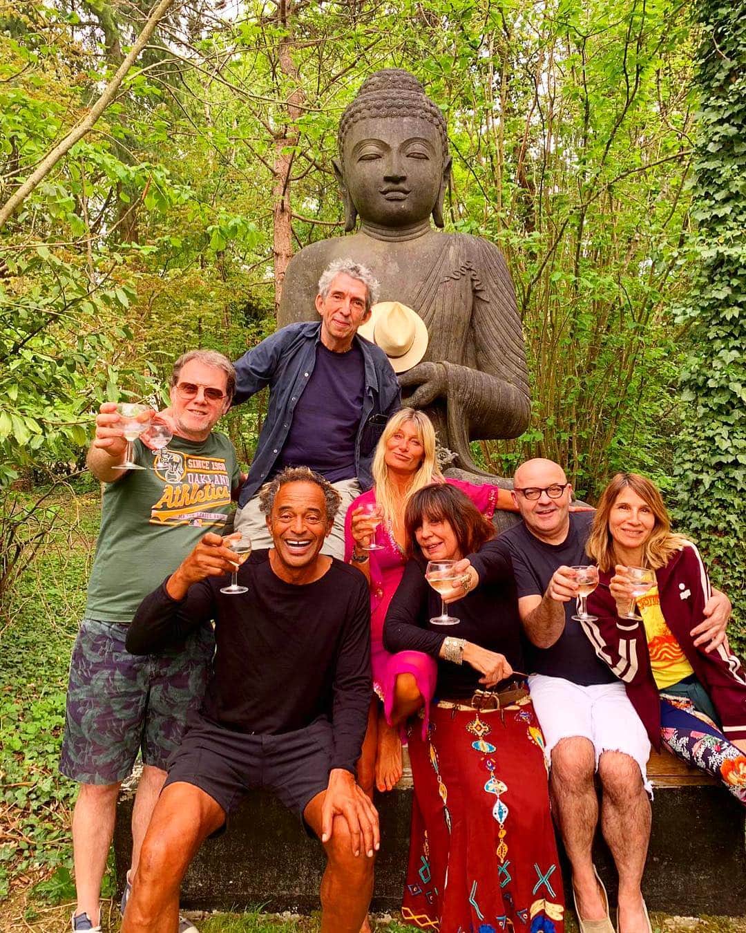 のインスタグラム：「Easter in paradise with our wonderful friends @isabellecamusofficiel , @yann_yeahyeah @france.lory @rinecomoreau , @pascal_bourdiaux @dingo.jules.jim enjoying love , friendship and booze while playing around #happyeaster in paradise #chassagnemontrachet forever and special dédicace to @lilianejossua missing you so much 📸 by @loicbilong」