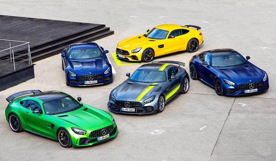 MERCEDES AMG PETRONASさんのインスタグラム写真 - (MERCEDES AMG PETRONASInstagram)「Choose your @mercedesamg challenger? It’s time for a Sunday drive! Let’s hit the road... • #F1 #Mercedes #MercedesAMGF1 #MercedesAMG #Cars #Instacar #Automotive #Car #PETRONASMotorsports」4月22日 0時58分 - mercedesamgf1