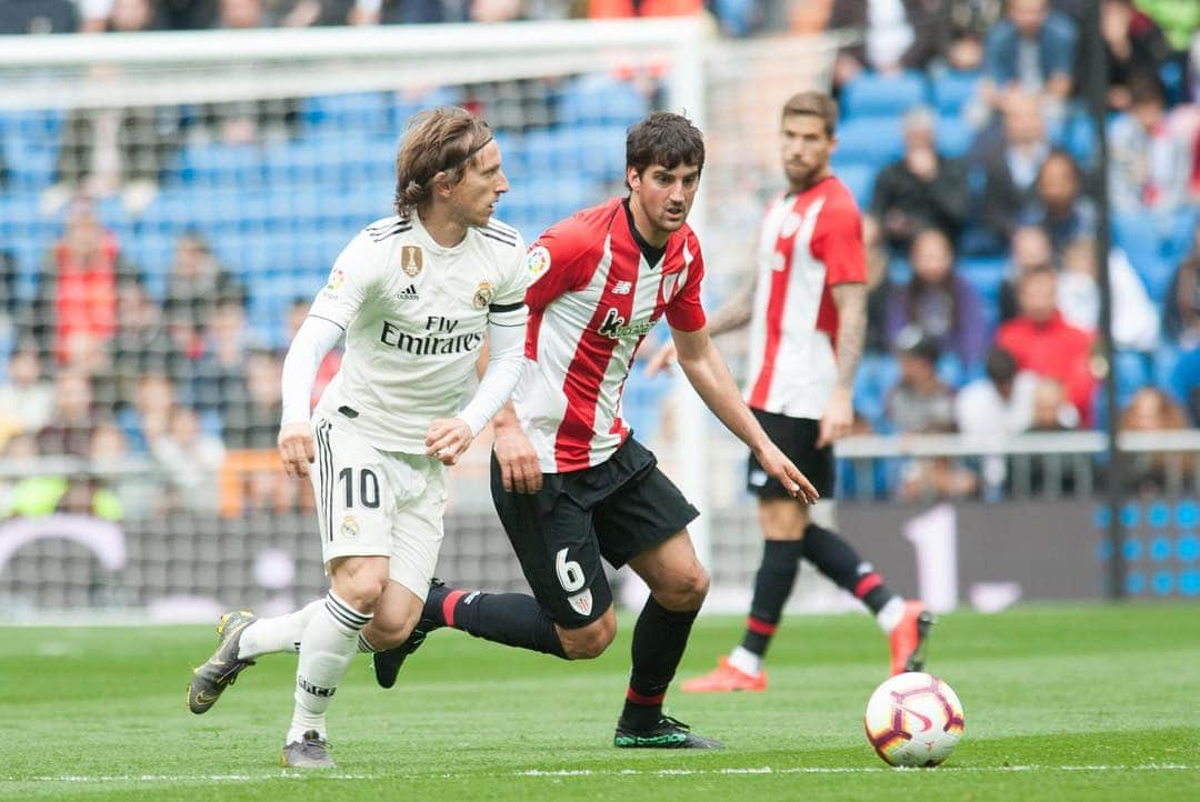 アスレティック・ビルバオさんのインスタグラム写真 - (アスレティック・ビルバオInstagram)「@realmadrid 3 - 0 #AthleticIub #GoruntzBegira💪🦁」4月22日 1時12分 - athleticclub