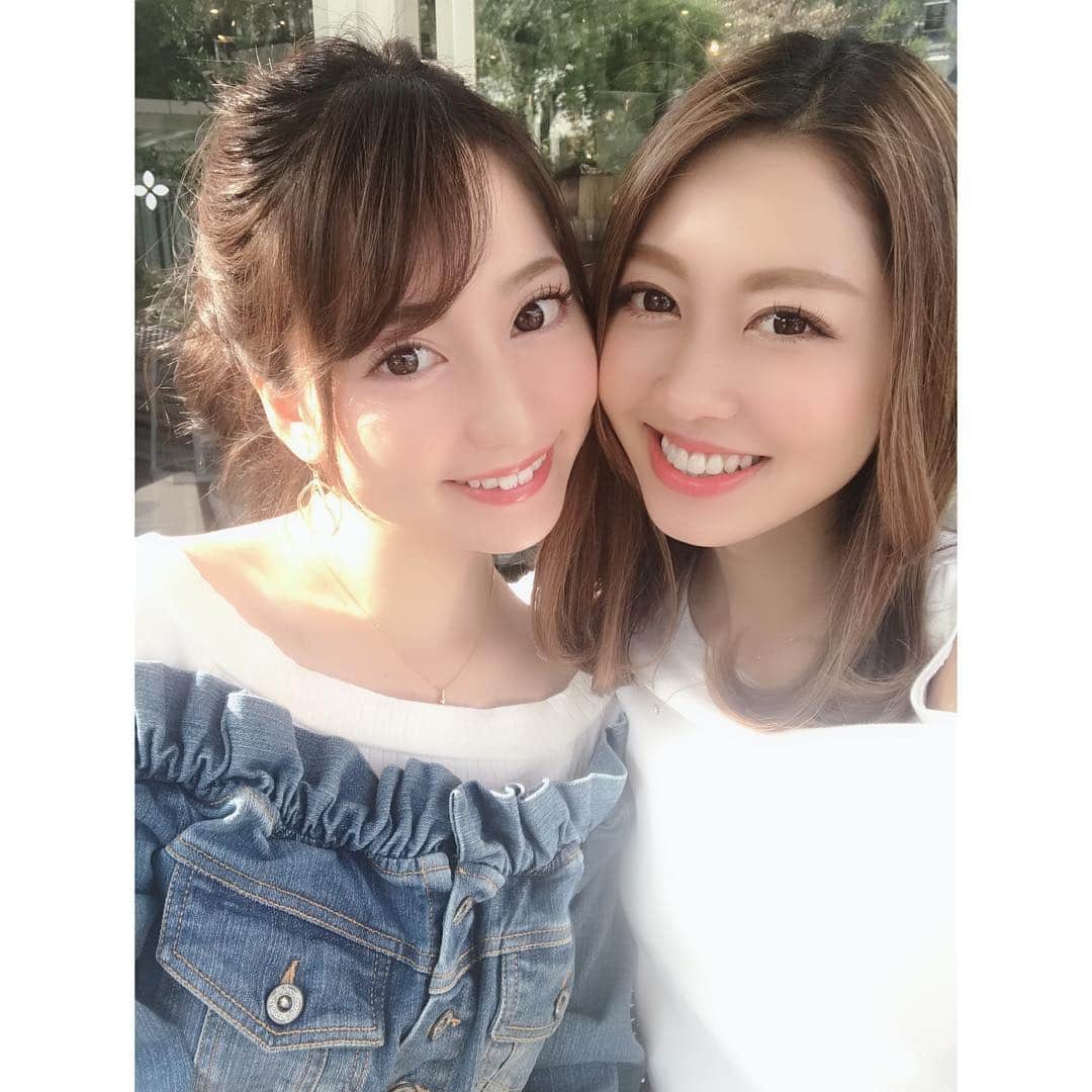 堀尾実咲のインスタグラム：「久しぶりのひかちゅっちゅ🐤💛 ランチしてきたよ♡  楽しかった🤤🌸」