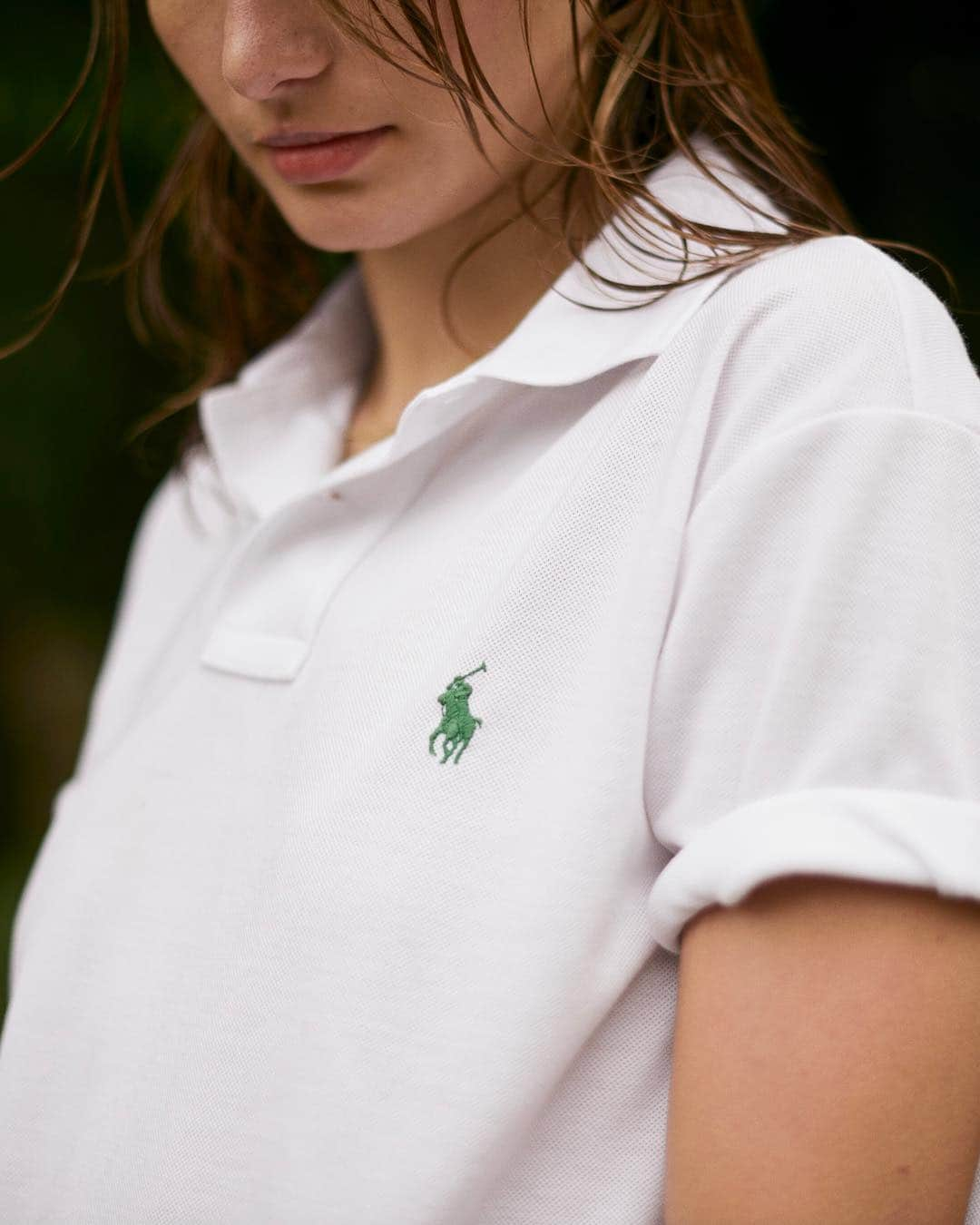 Polo Ralph Laurenさんのインスタグラム写真 - (Polo Ralph LaurenInstagram)「Introducing #TheEarthPolo. Ralph Lauren’s most iconic style, designed with Mother Nature in mind. Each shirt is crafted from approximately 12 recycled bottles. Part of our global commitment to recycle 170 million bottles by 2025. . To shop—and to learn more about our ongoing commitment to sustainability—visit bio link or RalphLauren.com/EarthPolo.」4月22日 3時12分 - poloralphlauren