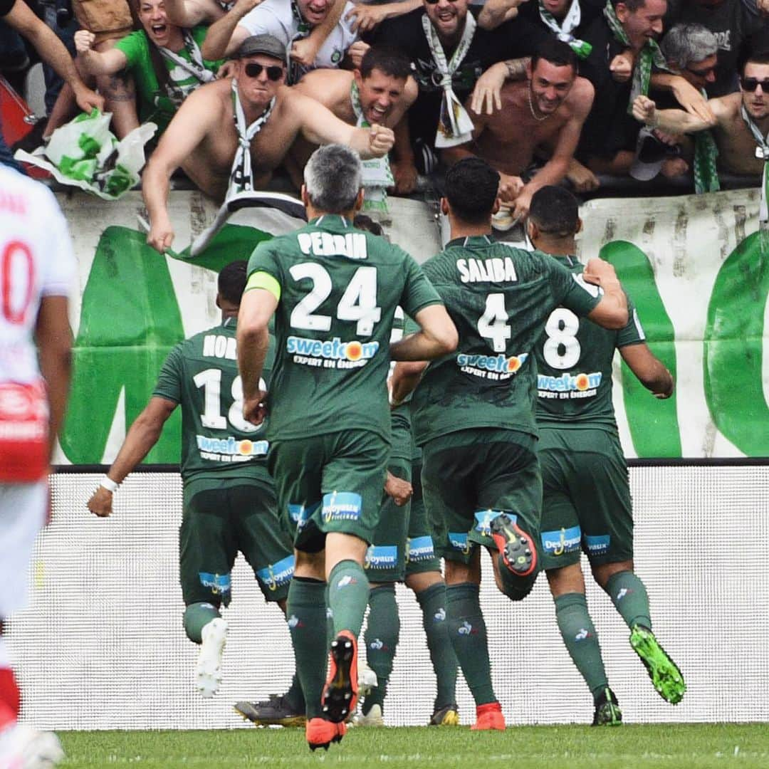 リーグ・アンさんのインスタグラム写真 - (リーグ・アンInstagram)「L'@asseofficiel sur sa lancée ! 💥 . @stadedereims 🆚 @asseofficiel (0-2) . #ASSE #SaintEtienne #StEtienne #Ligue1Conforama #Reims #StadeDeReims」4月22日 3時40分 - ligue1ubereats