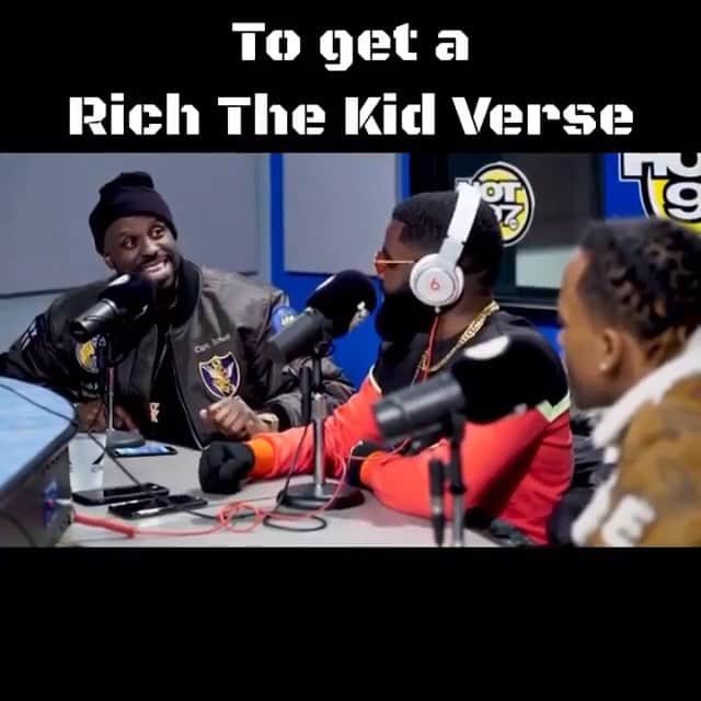 ファンクマスター・フレックスのインスタグラム：「BREAKING NEWS!!! @richthekid / @jaycritch / @afrob__ have decided to GIVE A TALENTED ARTIST A VERSE! WOW! HIT LINK IN BIO! SUBMIT YOUR MUSIC! Get Top10 on the leaderboard!! Opportunity of a lifetime!!!! @ AN ARTIST THAT HAS TALENT!!! #FunkFlexFacebookMessenger」