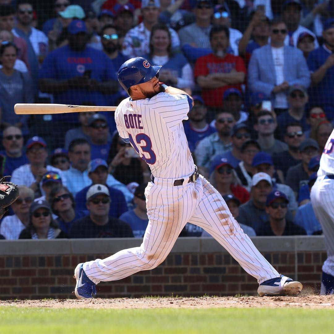 シカゴ・カブスさんのインスタグラム写真 - (シカゴ・カブスInstagram)「It’s a walk-off! #Cubs win! #EverybodyIn」4月22日 6時07分 - cubs