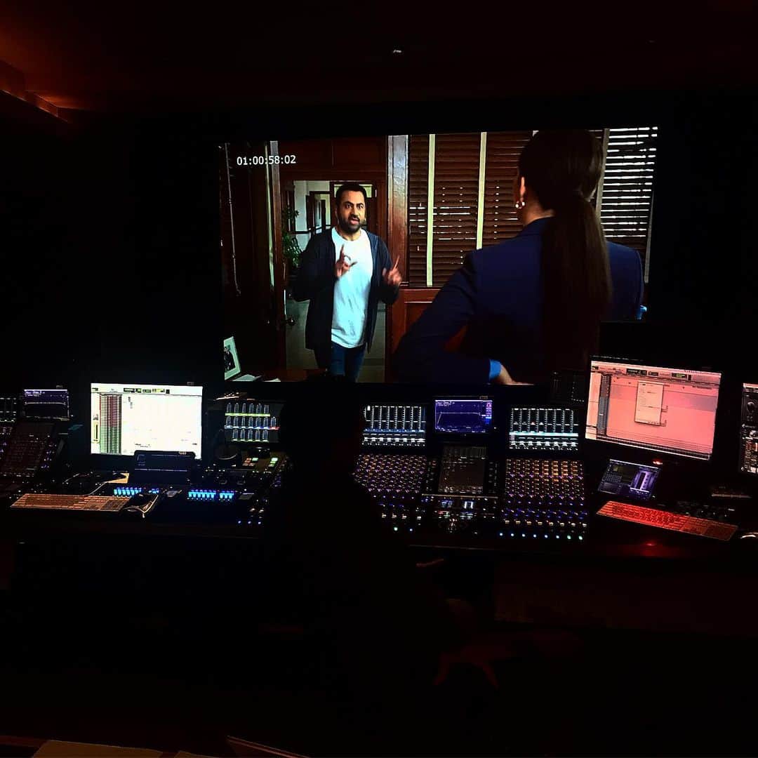 カル・ペンのインスタグラム：「Final pilot playback mix for Sunnyside. Fingers crossed. ☀️ 📺」