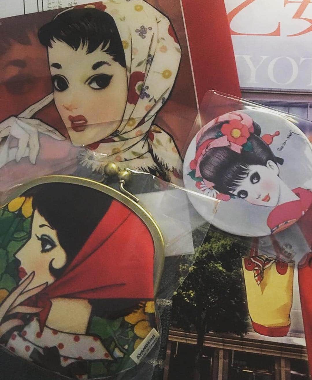 森田涼花のインスタグラム：「母が贈ってくれた産物。ー♡ 振袖着たときも「この絵にして下さい」とお願いしたほど…中原淳一さんの描く女性に憧れる」