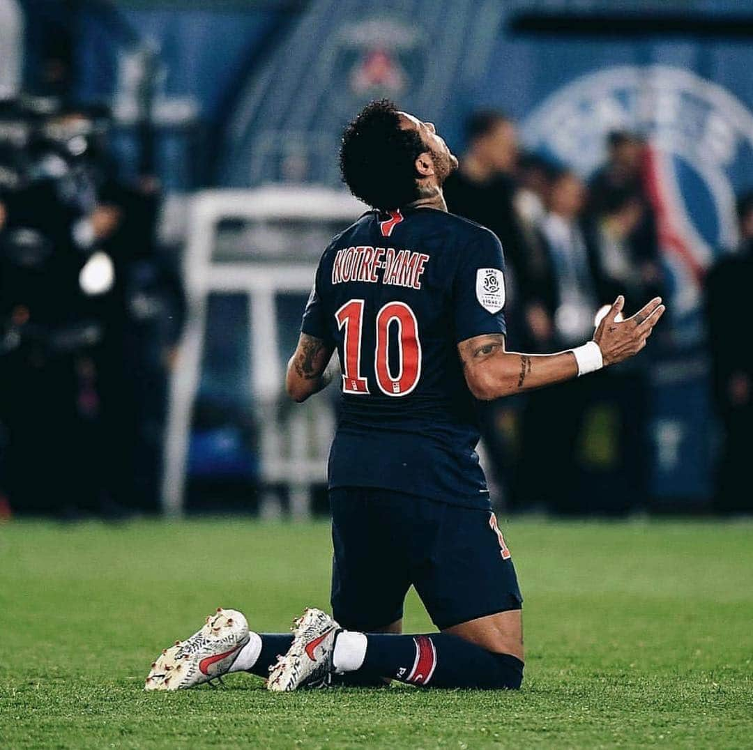 ネイマールさんのインスタグラム写真 - (ネイマールInstagram)「Obrigado Deus, por tudo ! 🙏🏽❤️」4月22日 8時09分 - neymarjr