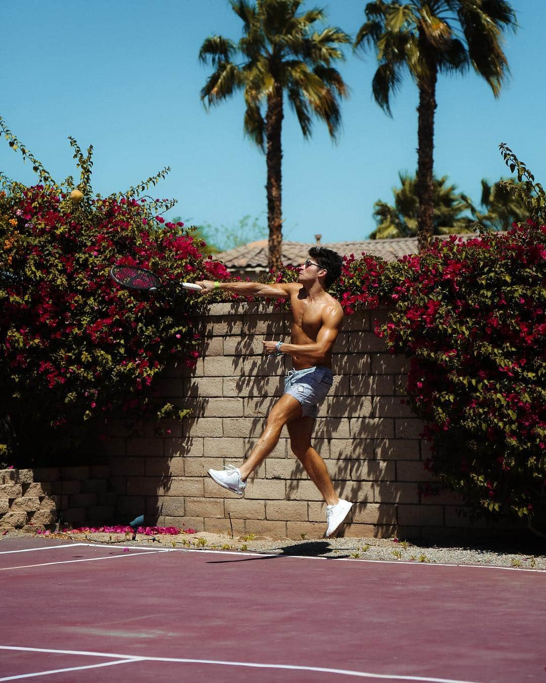 グレッグ・サルキンさんのインスタグラム写真 - (グレッグ・サルキンInstagram)「🎾 in the 🌵 📸 @tylerwilli」4月22日 8時14分 - greggsulkin