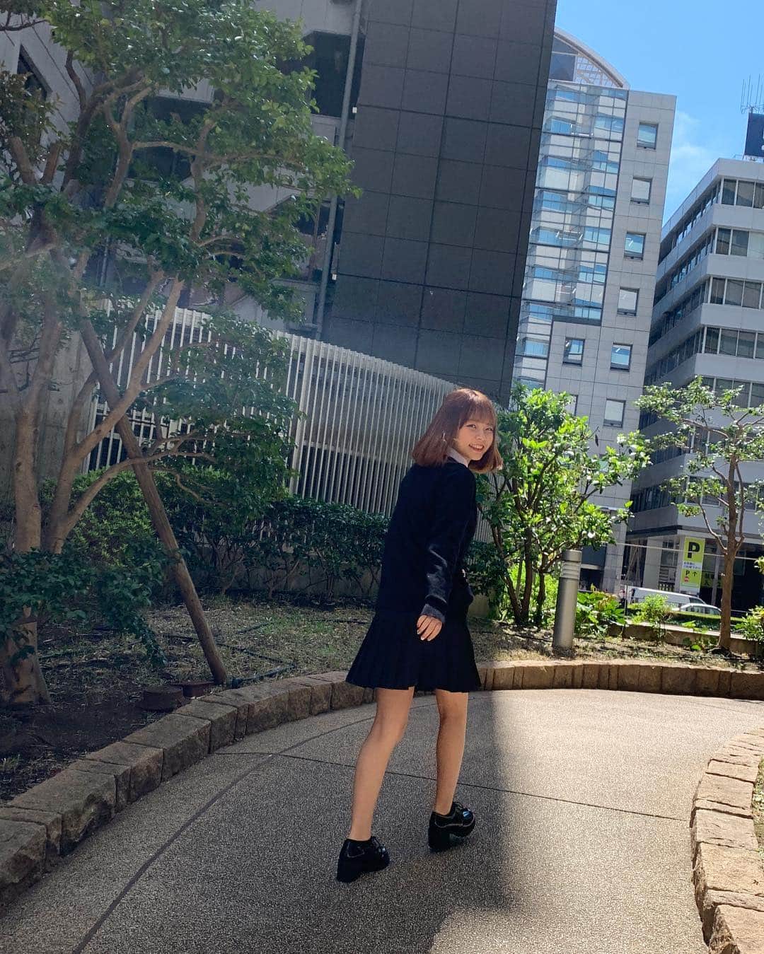 のインスタグラム：「先日長女が高校に入学しました^_^ 変わらない優しさそのままに最高の高校生活を送ってほしいです！ 僕の仕事のために日本やアメリカで頑張って来てくれた長女の努力する姿を励みに僕も頑張ります！ 僕は参加できませんでしたが、入学式は快晴でジャイアンツも勝って、素晴らしい一日でした^_^  My daughter has started her high school life! I hope she enjoys school life with her friends!!! Love you my princess!!!」