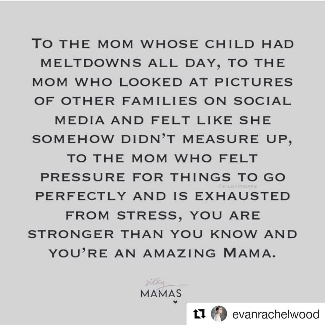 ウィル・ウィトンさんのインスタグラム写真 - (ウィル・ウィトンInstagram)「#Repost @evanrachelwood ・・・ Courtesy of @singlemomtruths」4月22日 10時16分 - itswilwheaton