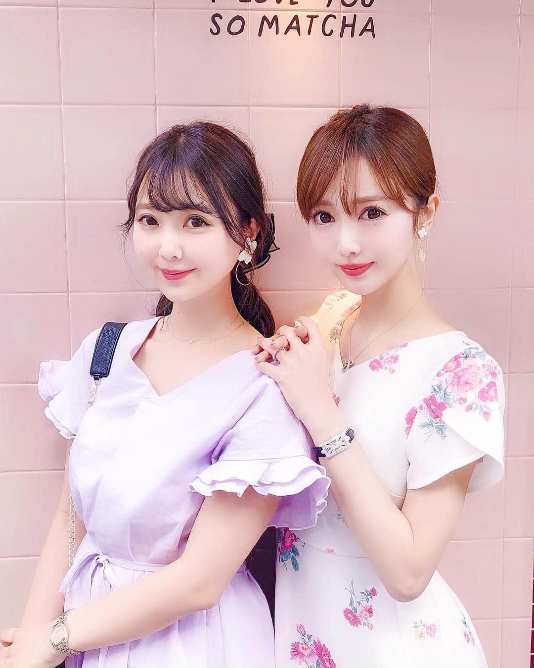 関有美子のインスタグラム：「💕💕💕💕 . . 先日 @erinanakata ちゃんとランチ😊💕 . ママになったえりぃと会うのは 久しぶり😊 出会った時は学生。 こうして 結婚して 子供が産まれて ライフステージが変わっても一緒に過ごせて とっても嬉しいな、と思いました🥰 . . #表参道#mama#星のなる木#lunch」