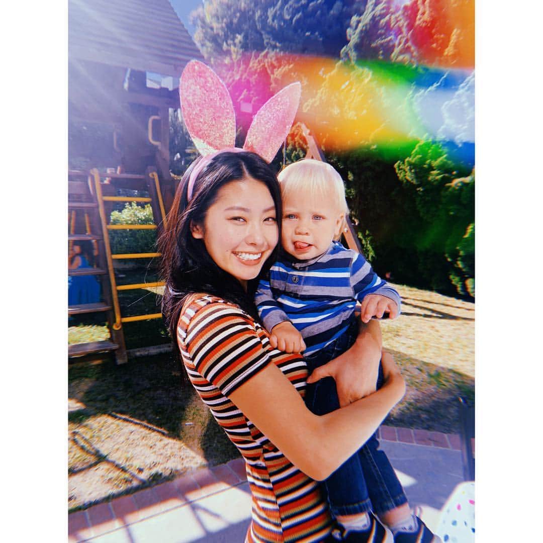 福山智可子のインスタグラム：「Happy Easter 🐰 . #bunnygirl #復活祭でした #リンクコーデ」