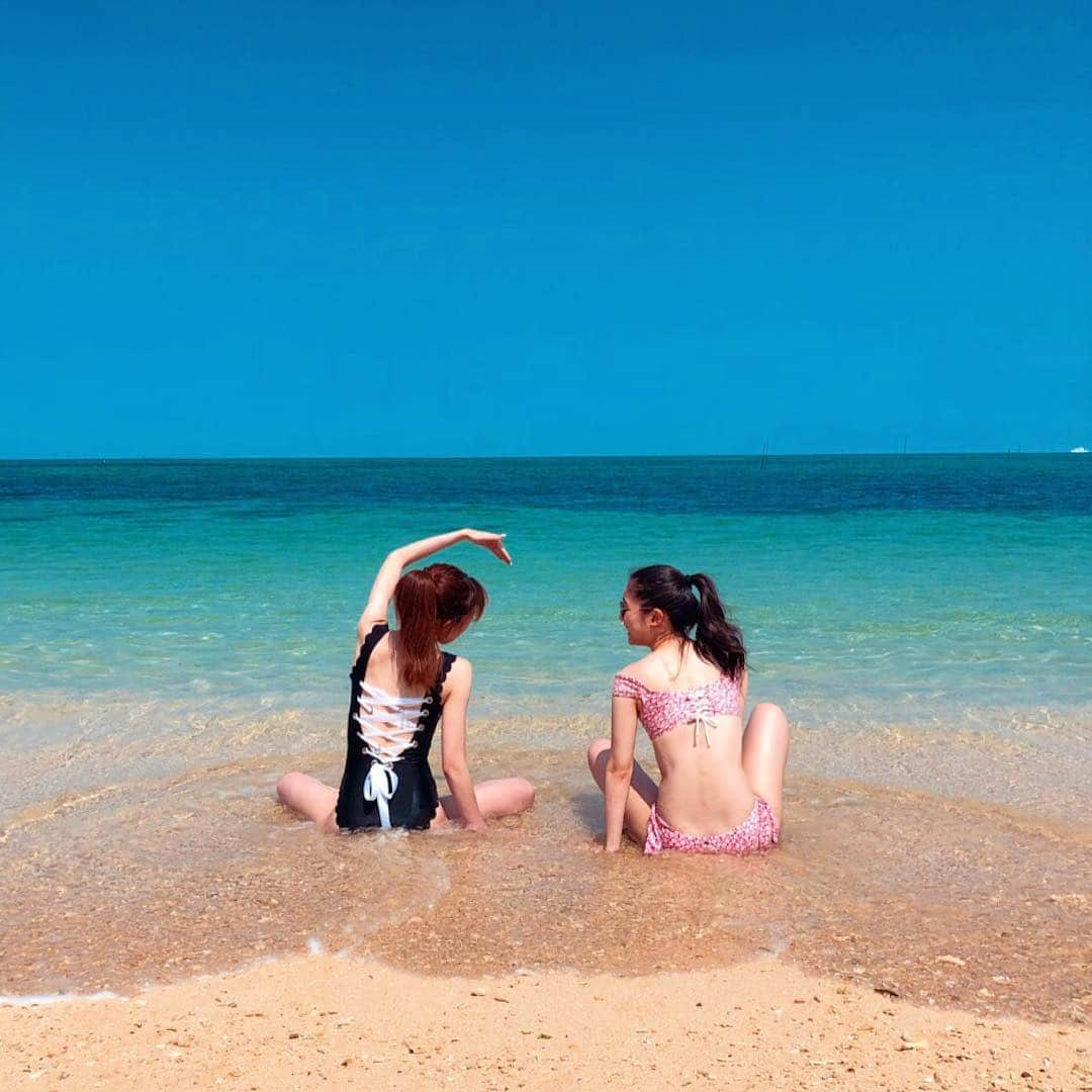 熊谷江里子さんのインスタグラム写真 - (熊谷江里子Instagram)「姉と📸💗 #summer#sea」4月22日 12時07分 - eriko___kumagai