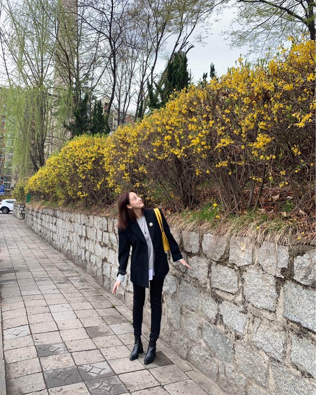 ジュヨン さんのインスタグラム写真 - (ジュヨン Instagram)「봄은 참 예뻐 🌼」4月22日 13時03分 - jupppal