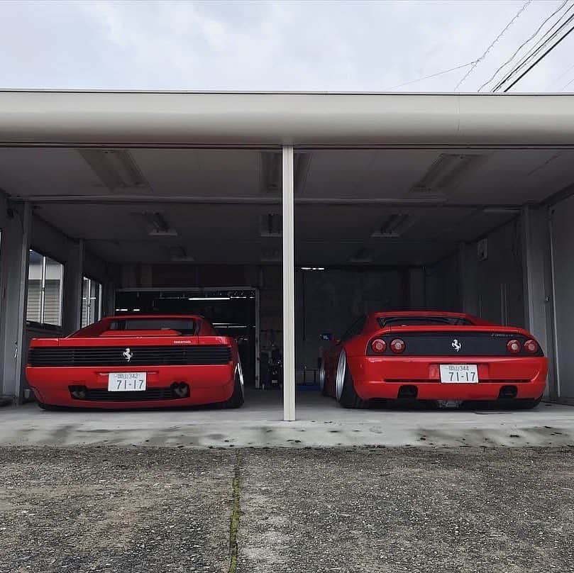 CARLiFESTYLEさんのインスタグラム写真 - (CARLiFESTYLEInstagram)「Left or Right? 🤔😎 Photo by @kazuki_crossglow #carlifestyle」4月22日 13時06分 - carlifestyle