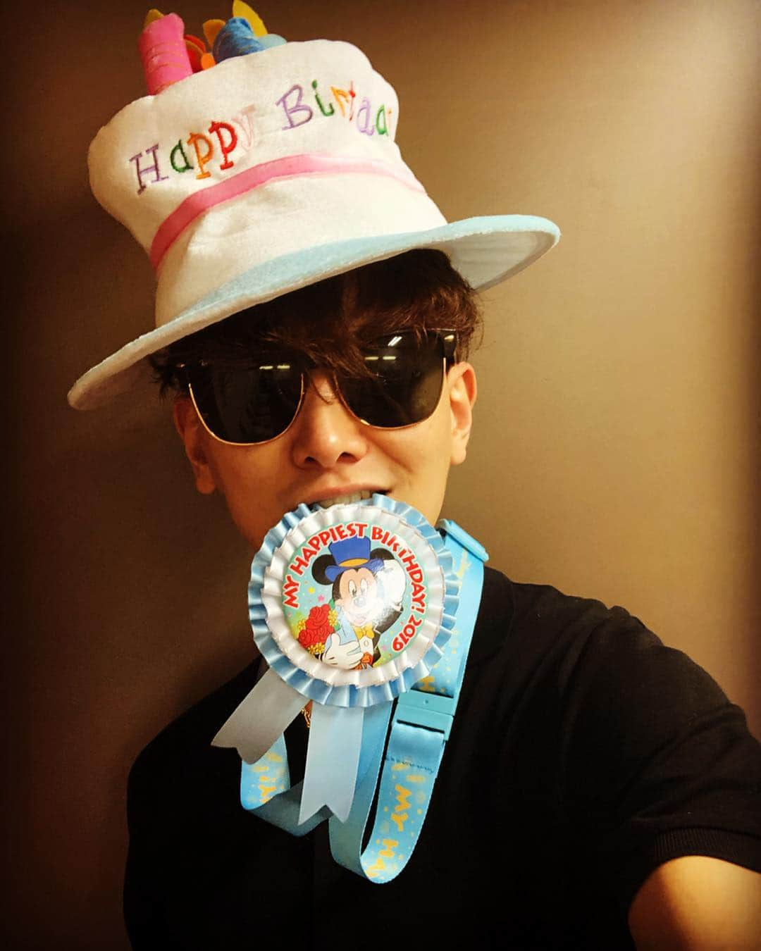 グァンス さんのインスタグラム写真 - (グァンス Instagram)「#20190422 @_supernova_official_  #グァンス #Birthday #FanMeeting #TheKWANGSOO #TsuiteKOI #恋 #クラブex品川プリンスホテル blog check! Http://ameblo.jp/css-kwangsoo 今日昼も、夜も、沢山来てくれて、ありがとう！ニコ生の #MIlKY 来れなかった、ミルキーもありがとうね！スタッフの皆さん、お疲れ様でした！最高の誕生日になりました。。一生、忘れないからね！ミルキー、もう一度、ありがとう！明日ね！ライブ！盛り上がっていくぜ！！」4月22日 22時35分 - kwangsamak