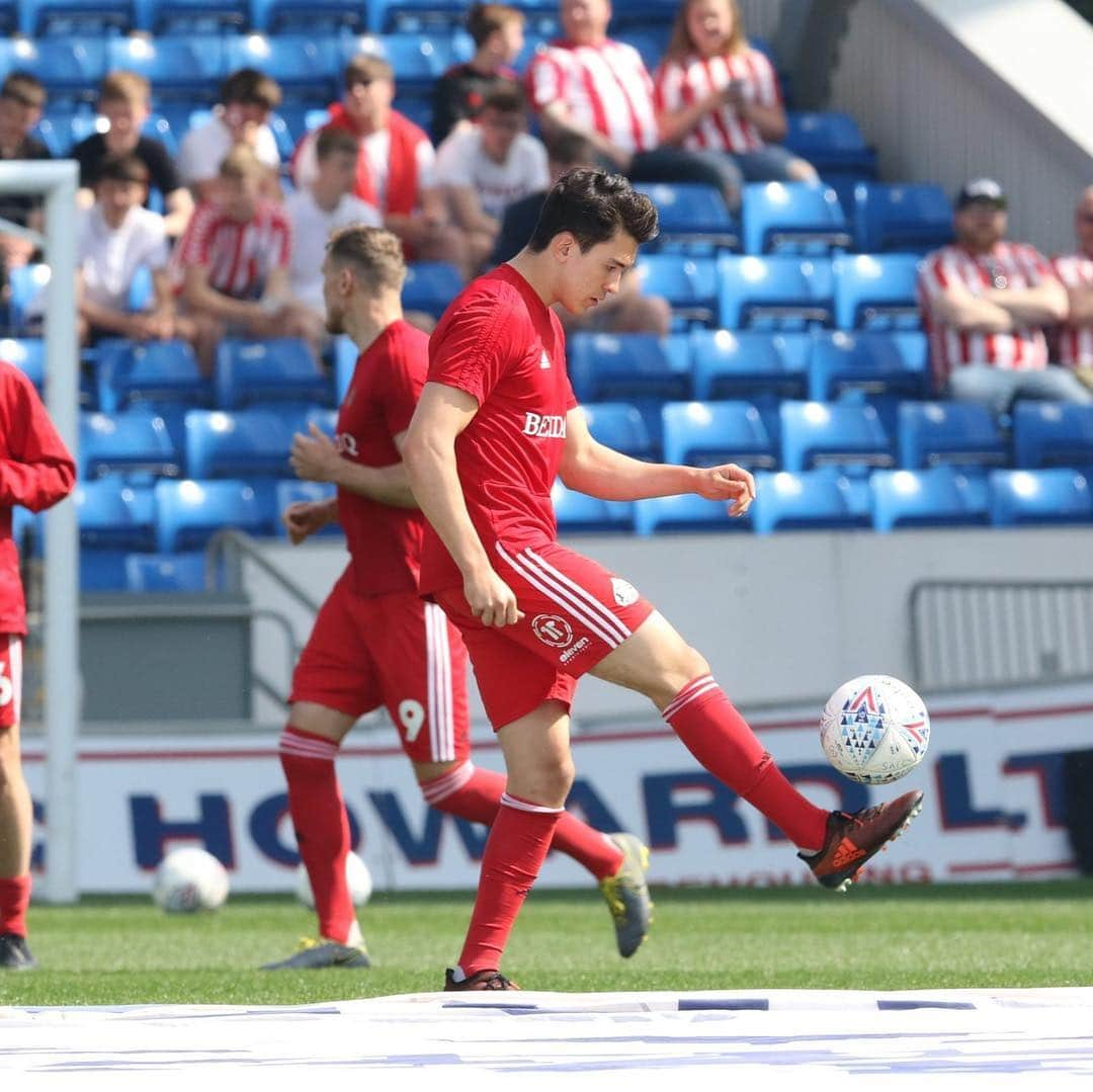 サンダーランドAFCさんのインスタグラム写真 - (サンダーランドAFCInstagram)「It's a warm one! ☀️😅」4月22日 22時41分 - sunderlandafcofficial