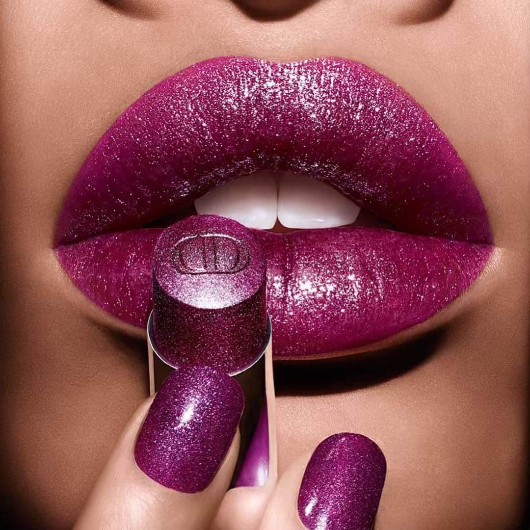 セフォラさんのインスタグラム写真 - (セフォラInstagram)「#Regram @DiorMakeup ・・・ 891 Dior Celestial: An extravagant deep purple strewn with glitters! More than a fashion statement, it’s the boldest way to shine!  Makeup by @peterphilipsmakeup, Creative and Image Director of Dior Makeup. 📸 by @richardburbridge Available at @Sephora • DIOR ADDICT STELLAR SHINE 891 Diorcelestial」4月22日 23時12分 - sephora