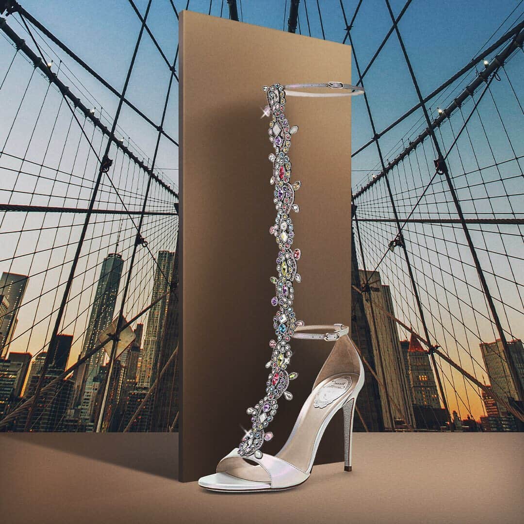 のインスタグラム：「#HeelsAndTheCity . #CityScape with a twist - #CaovillaVENEZIANA Botta sandal 100mm , the ultimate view . Swipe to view all Botta sandals from 40-100mm - Int’l complimentary shipping with T&D inclusive #ReneCaovilla . . . . . . #CityVibes #NYC #CrystalHeels #NYCWedding #WeddingShoes #HighHeels」