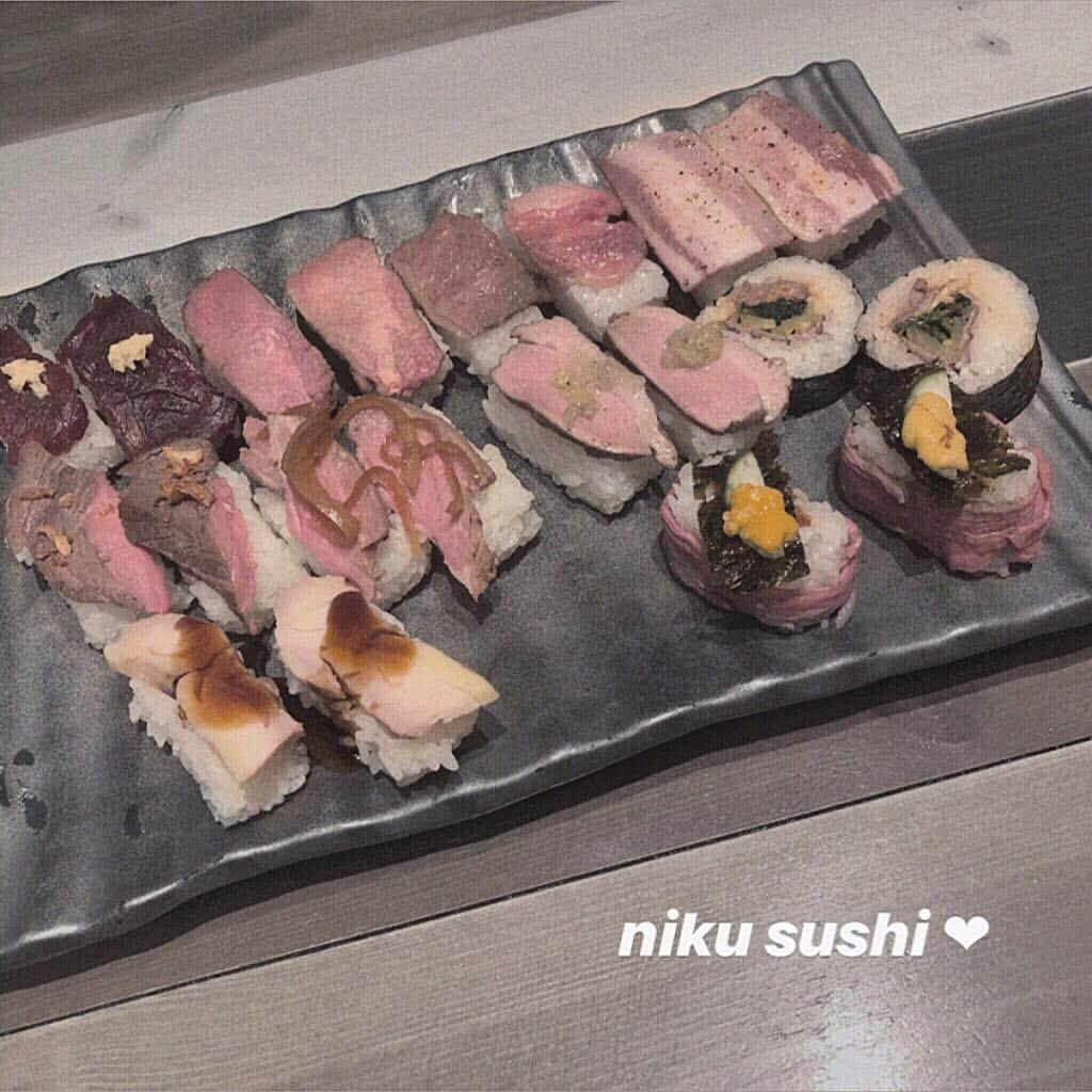 中野愛理さんのインスタグラム写真 - (中野愛理Instagram)「‪❤︎ ㅤㅤㅤㅤㅤㅤㅤㅤㅤㅤㅤㅤ 肉寿司の食べ放題いってきた🥩 お気に入りの肉寿司みつけた☺︎︎︎︎ ㅤㅤㅤㅤㅤㅤㅤㅤㅤㅤㅤㅤ #肉寿司 #instafood  ㅤㅤㅤㅤㅤㅤㅤㅤㅤㅤㅤㅤ」4月22日 23時28分 - airi_nakano_