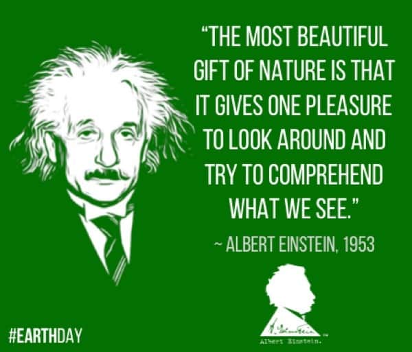 アルベルト・アインシュタインさんのインスタグラム写真 - (アルベルト・アインシュタインInstagram)「“The most beautiful gift of nature is that it gives one pleasure to look around and try to comprehend what we see.” — Albert Einstein, 1953 #EarthDay」4月22日 23時35分 - alberteinstein